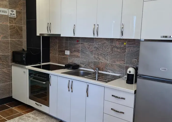 Modern By The Fishta Q5 23 Appartement Velipojë